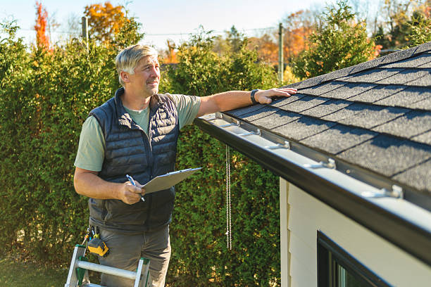 Professional Roofing technician working in White Marsh, MD